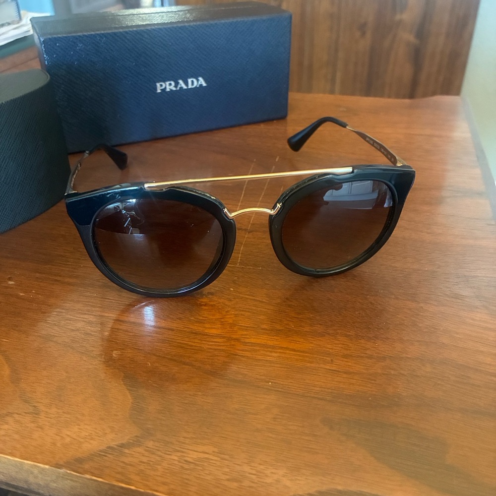Prada Black and Gold Designer Sunglasses - Picture 3 of 7